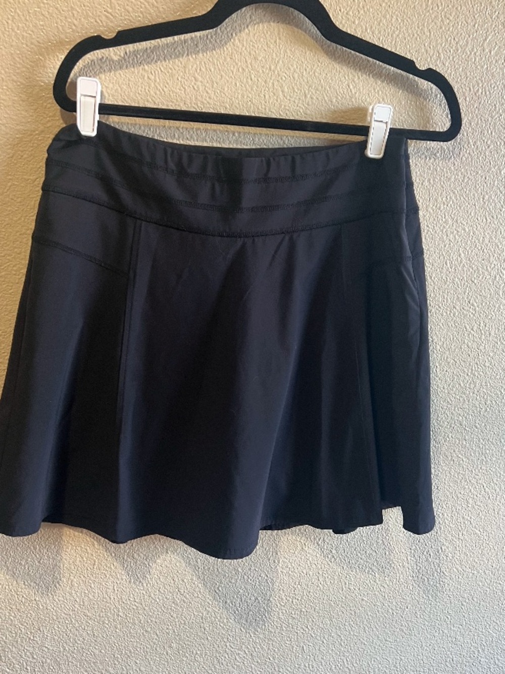 Athleta Black Tennis Summer Casual Skirt with Wide Waistband size 8 athletic gym